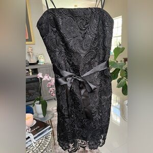 ADRIANNA PAPELL Lace Dress